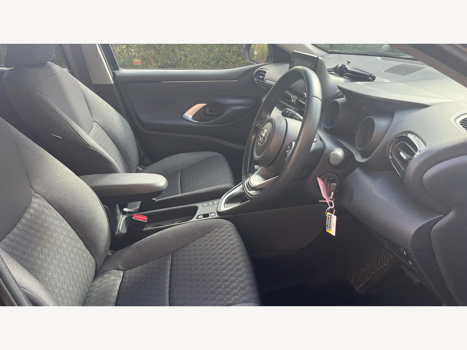 Used Toyota Yaris 2023 for sale - 78062829: Photo 13