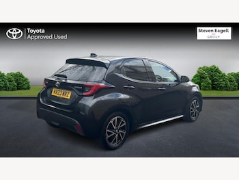 Used Toyota Yaris 2023 for sale - 78062829: Photo
