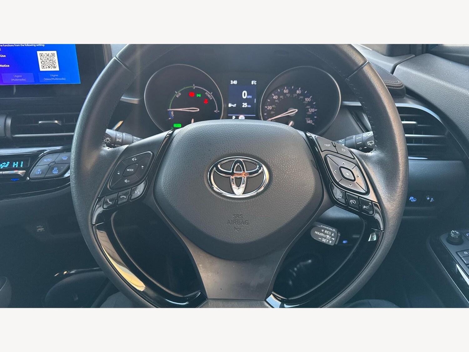 Used Toyota C-HR 2023 for sale - 77254060: Photo 10
