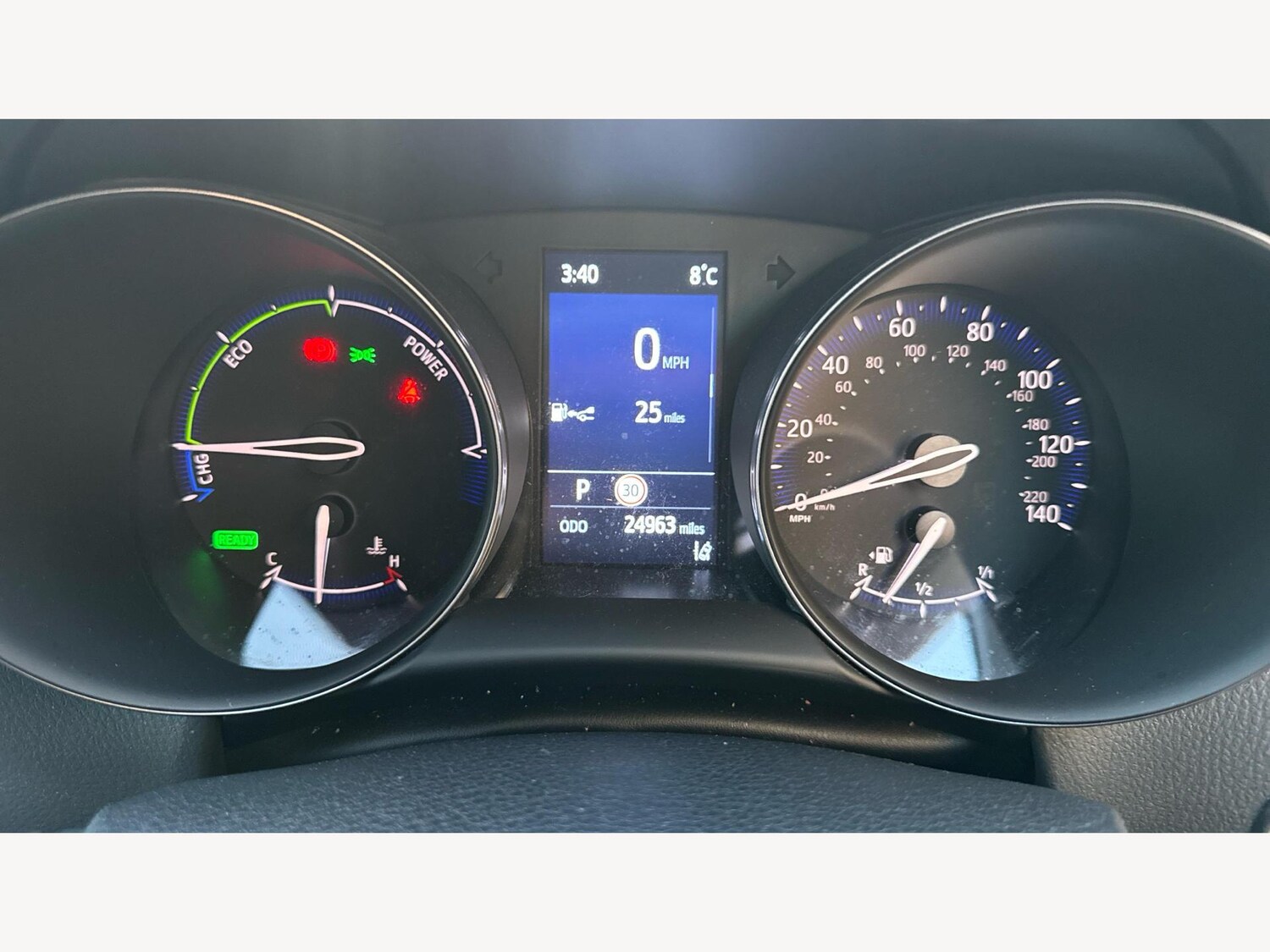 Used Toyota C-HR 2023 for sale - 77254060: Photo 11