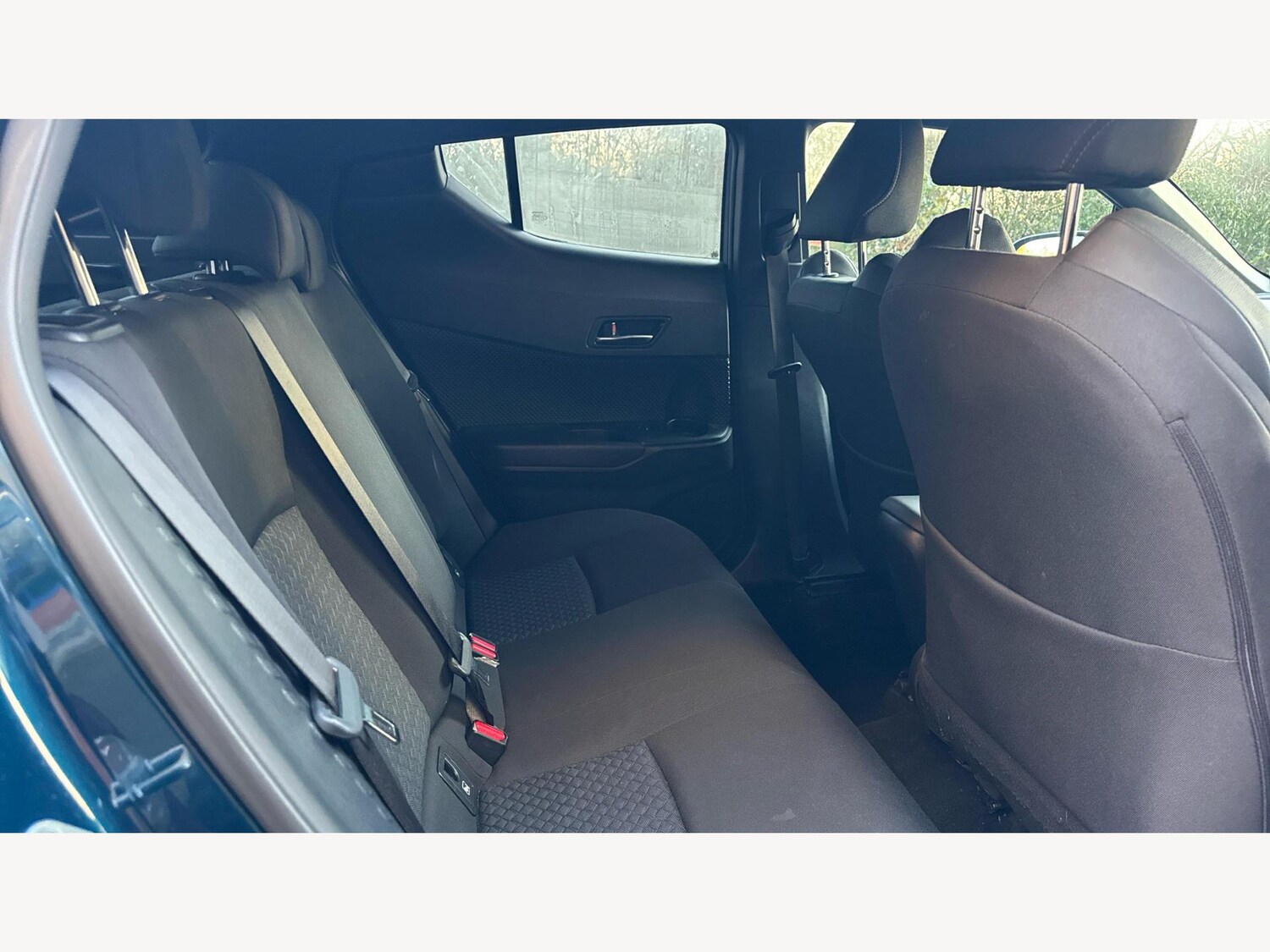 Used Toyota C-HR 2023 for sale - 77254060: Photo 14