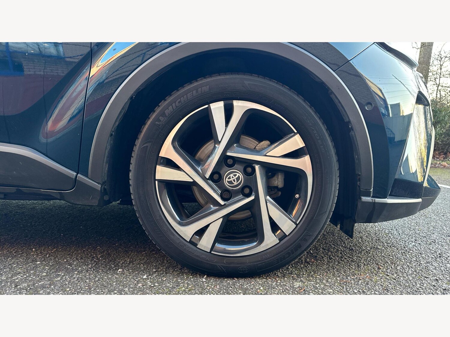 Used Toyota C-HR 2023 for sale - 77254060: Photo 20