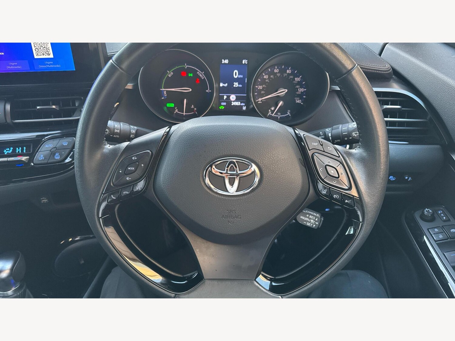 Used Toyota C-HR 2023 for sale - 77254060: Photo 8