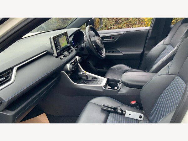 Used Toyota RAV4 2020 for sale - 76317942: Photo 12