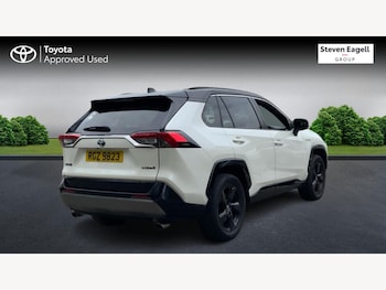 Used Toyota RAV4 2020 for sale - 76317942: Photo 2