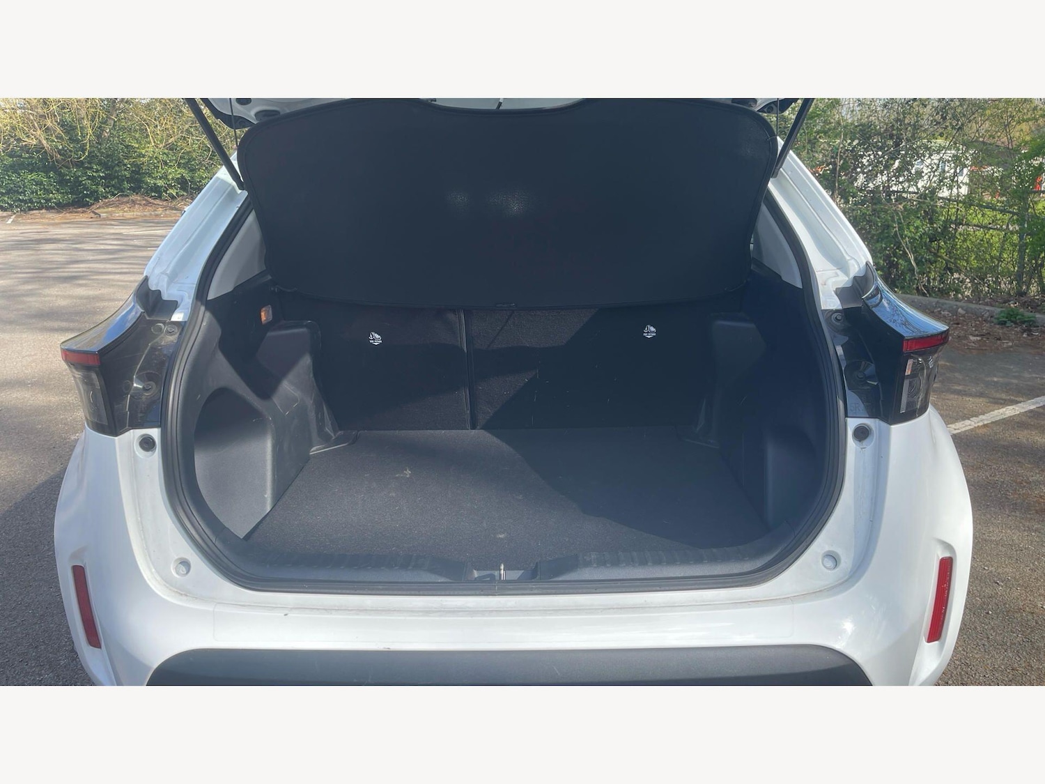 Used Toyota Yaris Cross for sale - 78135645: Photo 16