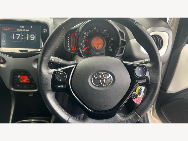 Used Toyota AYGO 2019 for sale - 76189839: Photo 10