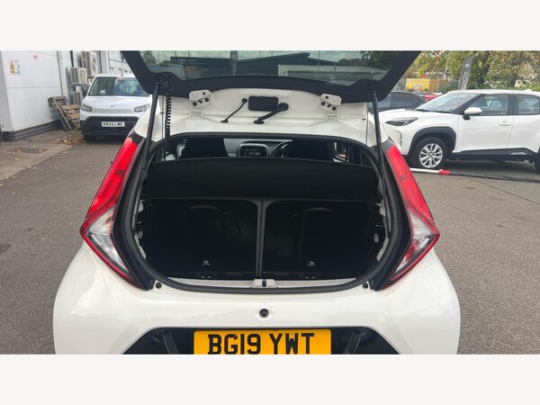 Used Toyota AYGO 2019 for sale - 76189839: Photo 16
