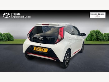 Used Toyota AYGO 2019 for sale - 76189839: Photo 2