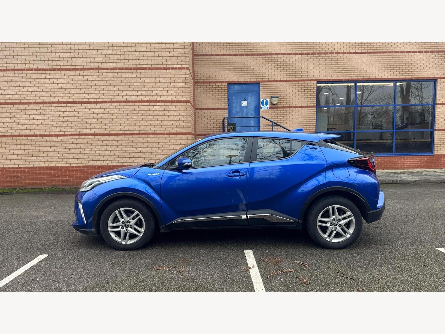 Used Toyota C-HR 2021 for sale - 77425378: Photo 19