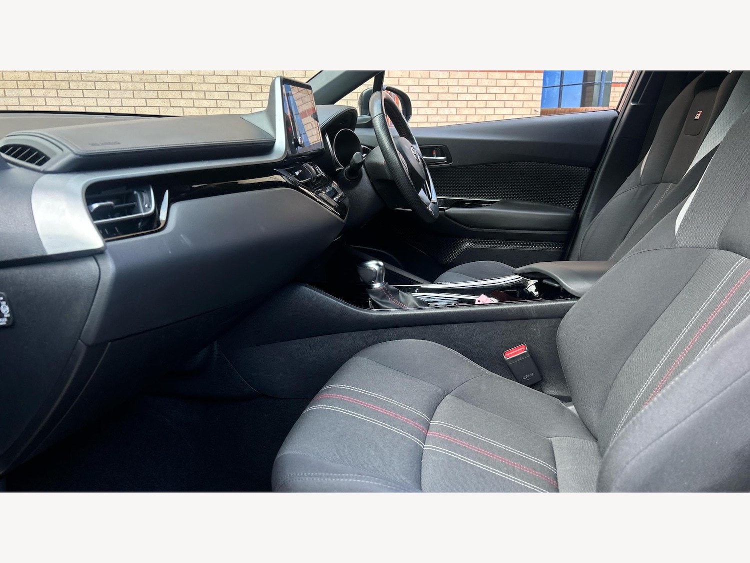 Used Toyota C-HR 2022 for sale - 77101977: Photo 12