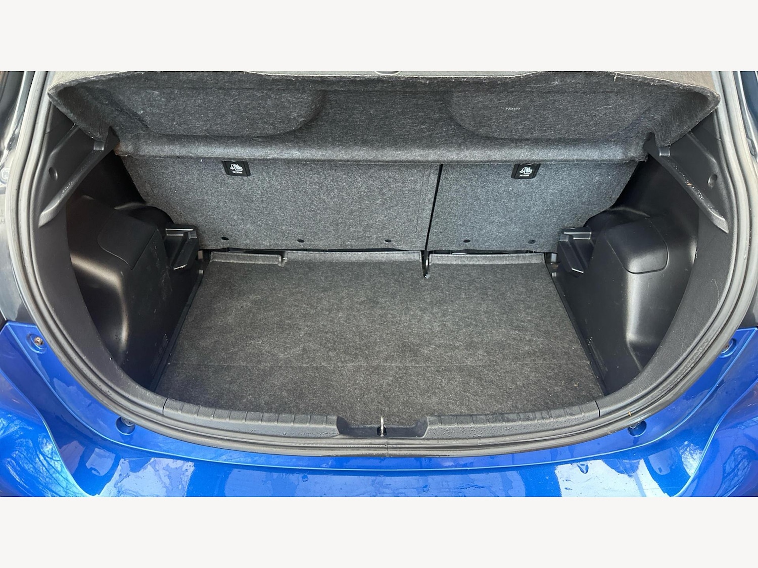 Used Toyota Yaris for sale - 76658868: Photo 16