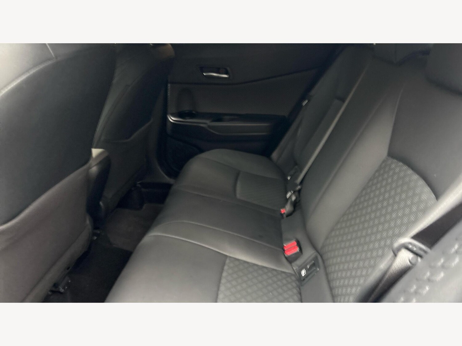 Used Toyota C-HR 2022 for sale - 77396165: Photo 15