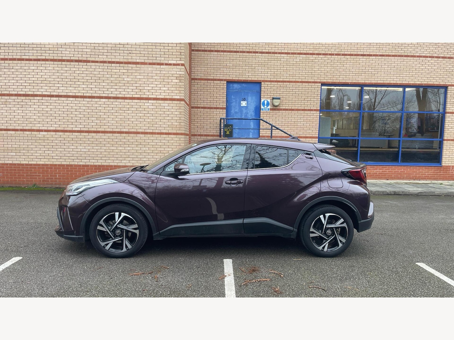 Used Toyota C-HR for sale - 77425767: Photo 19
