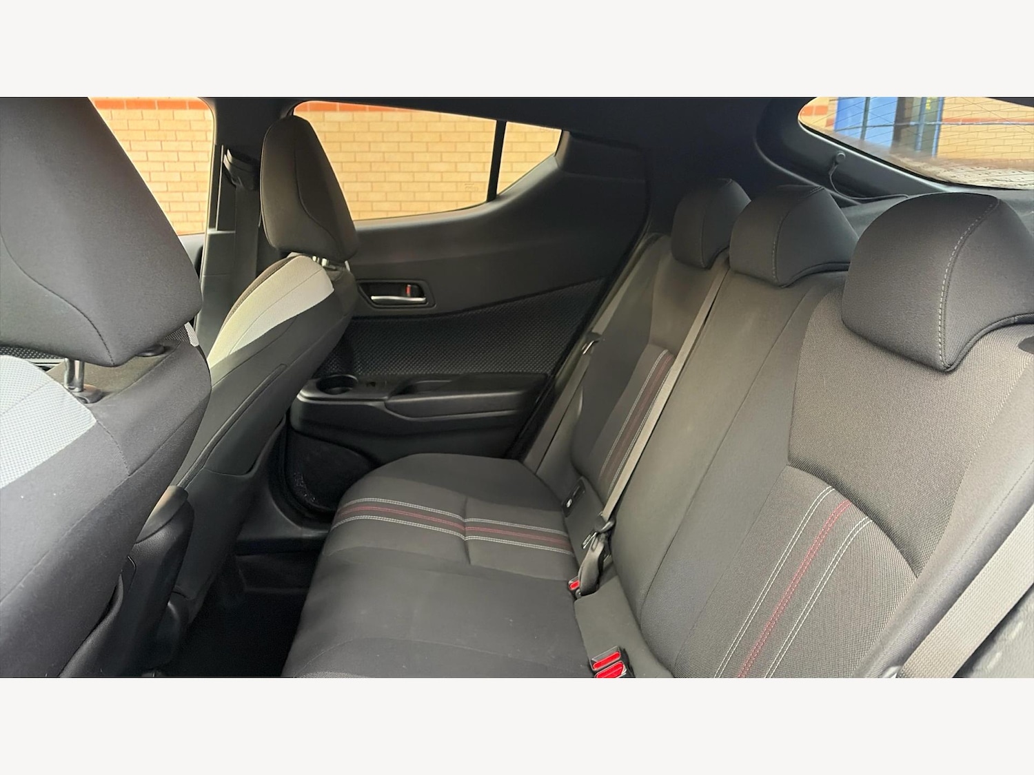 Used Toyota C-HR for sale - 77598567: Photo 15