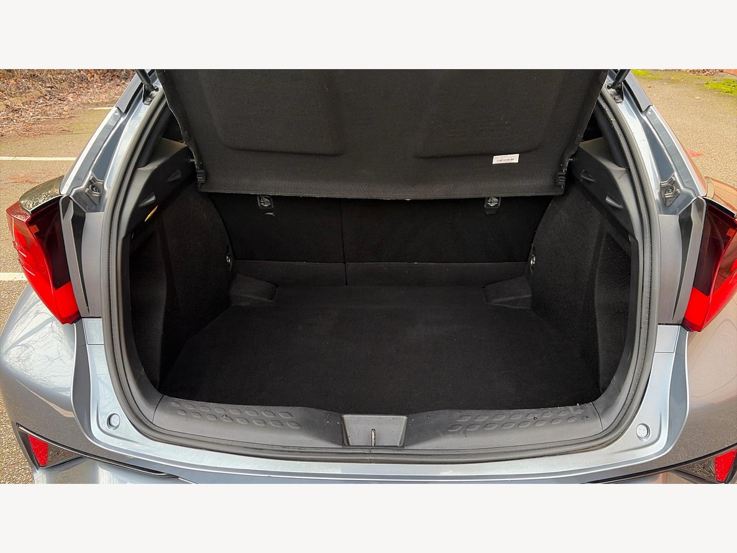 Used Toyota C-HR for sale - 77598567: Photo 16