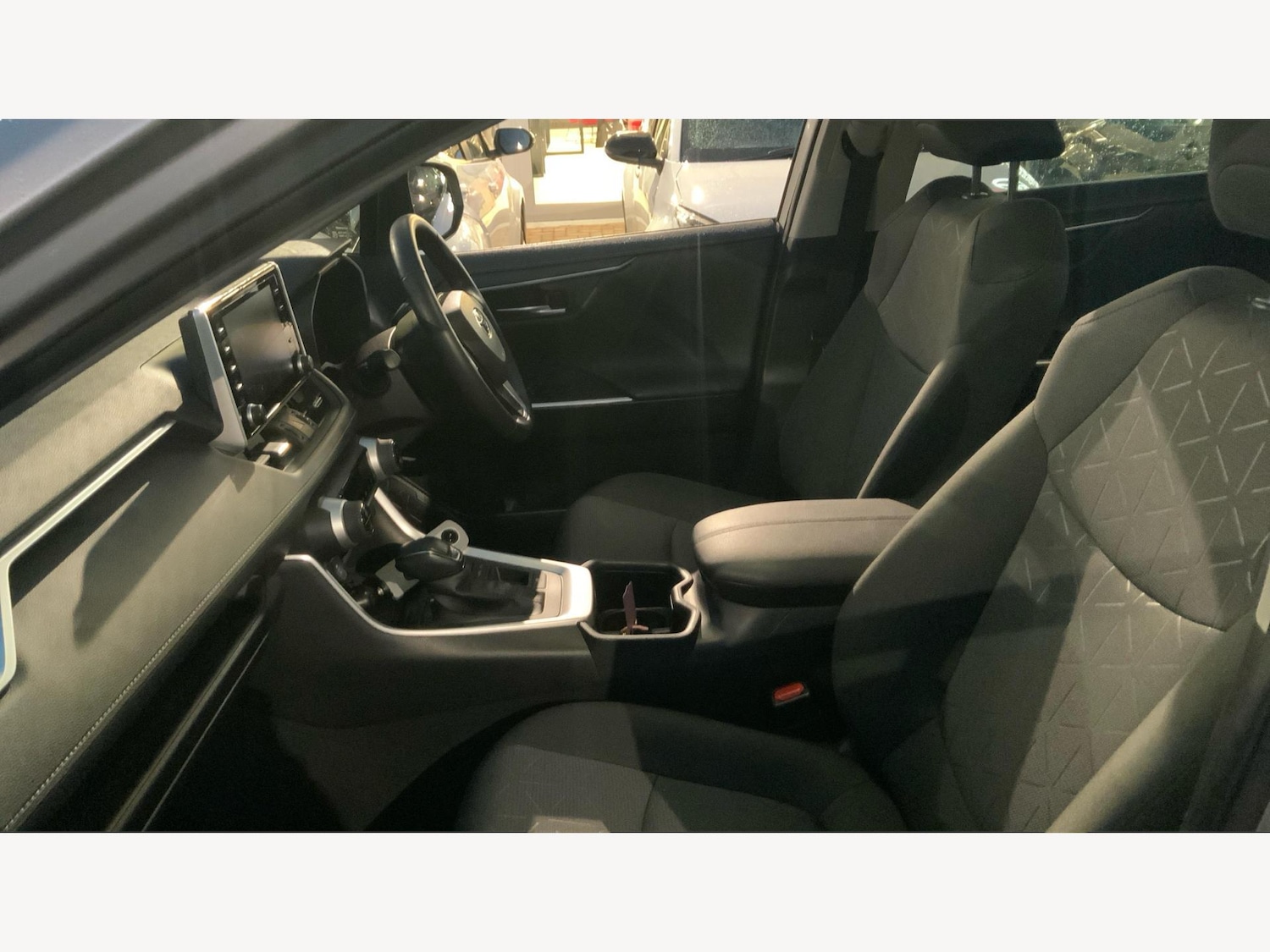 Used Toyota RAV4 2022 for sale - 77101701: Photo 12