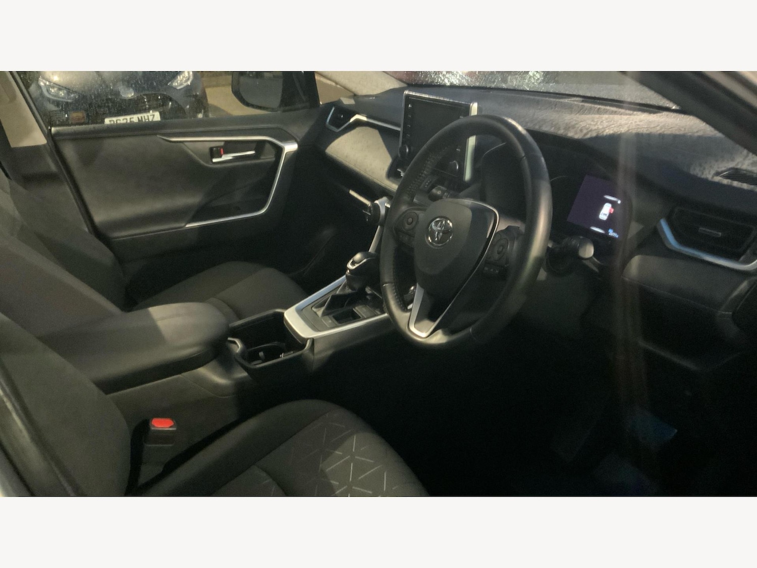 Used Toyota RAV4 2022 for sale - 77101701: Photo 13