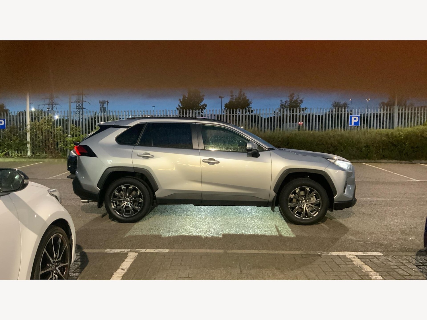 Used Toyota RAV4 2022 for sale - 77101701: Photo 18