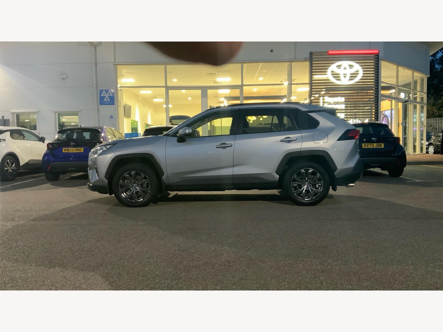 Used Toyota RAV4 2022 for sale - 77101701: Photo 19