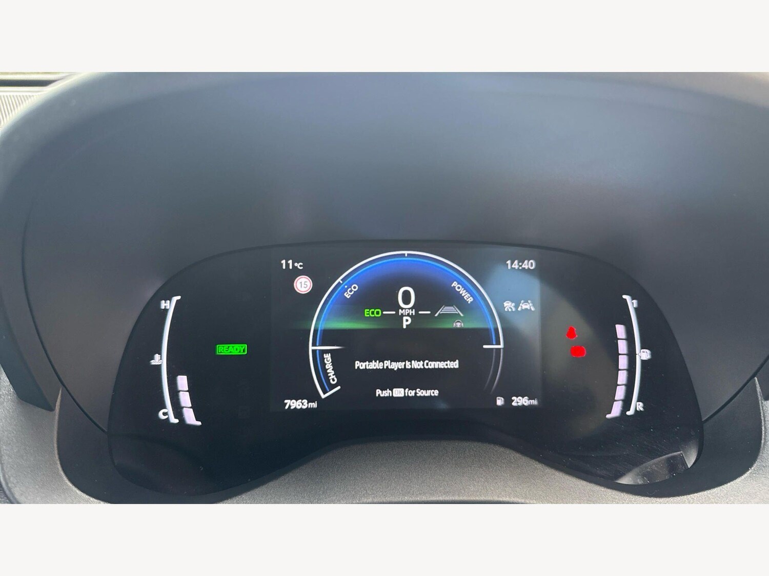 Used Toyota Yaris Cross 2024 for sale - 77839606: Photo 11