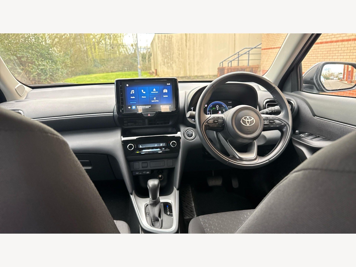 Used Toyota Yaris Cross 2024 for sale - 77839606: Photo 7