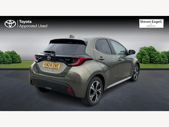 Used Toyota Yaris 2024 for sale - 79304022: Photo