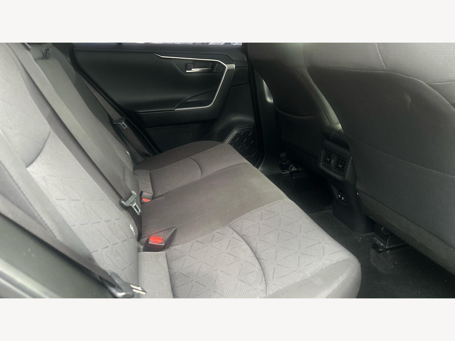 Used Toyota RAV4 2019 for sale - 76735507: Photo 13