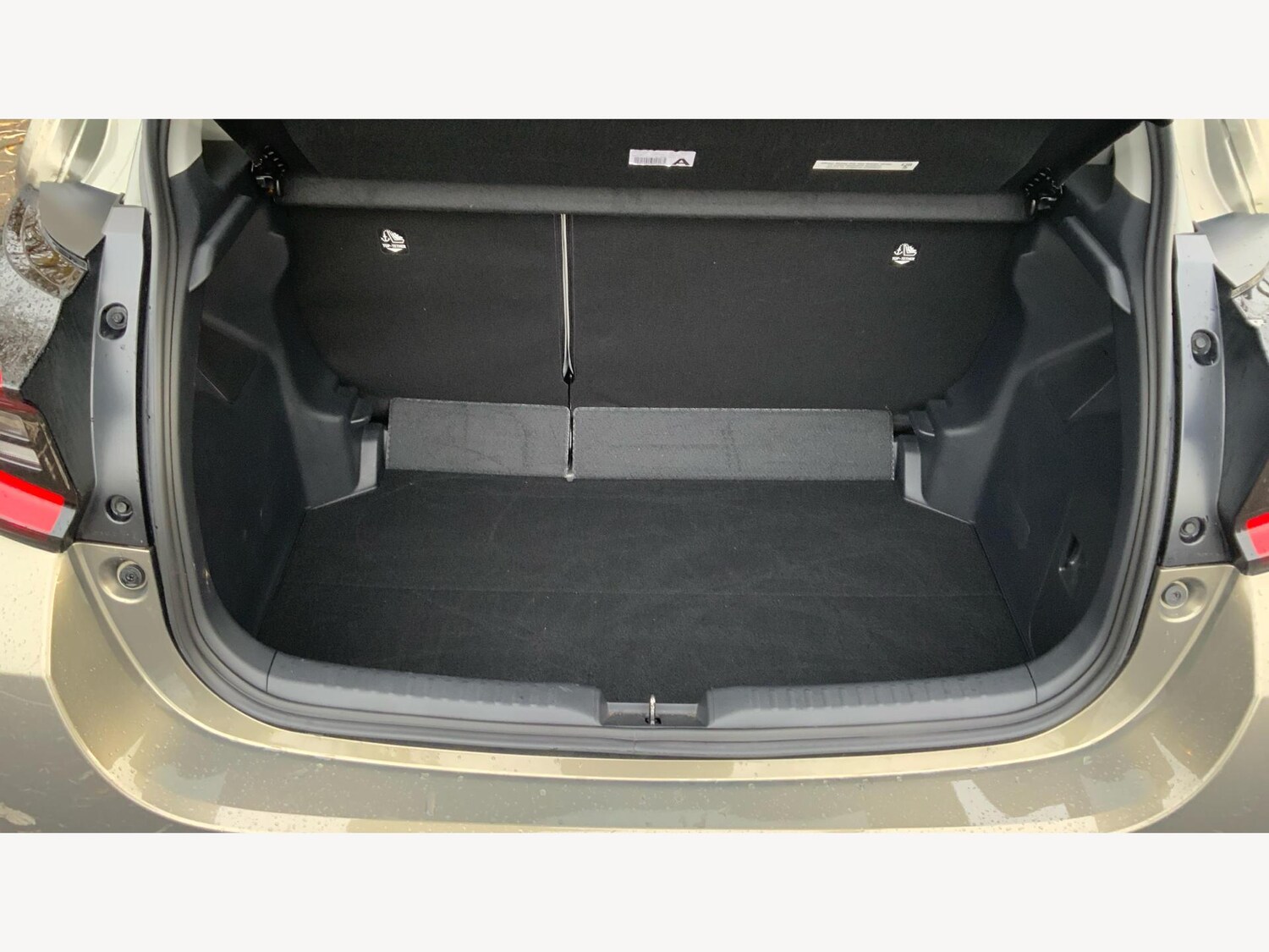 Used Toyota Yaris 2023 for sale - 77057151: Photo 16