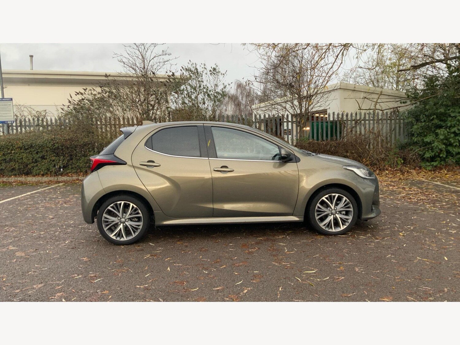 Used Toyota Yaris 2023 for sale - 77057151: Photo 18