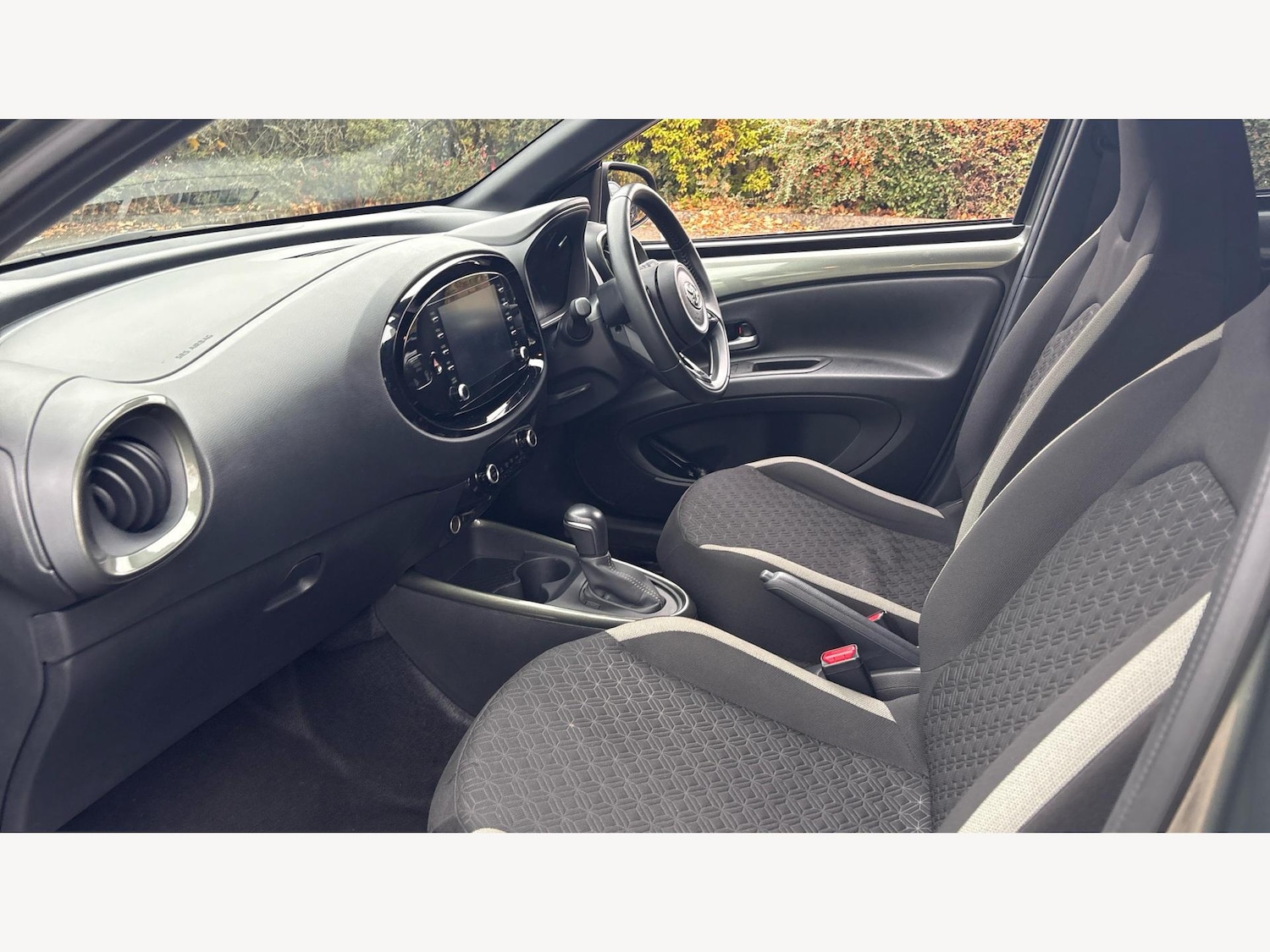 Used Toyota Aygo X 2022 for sale - 76337380: Photo 12
