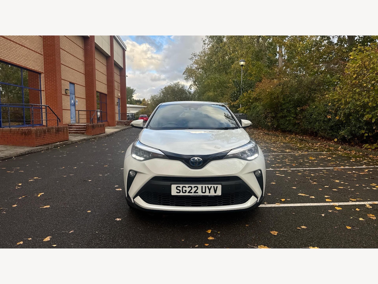 Used Toyota C-HR 2022 for sale - 76389220: Photo 17