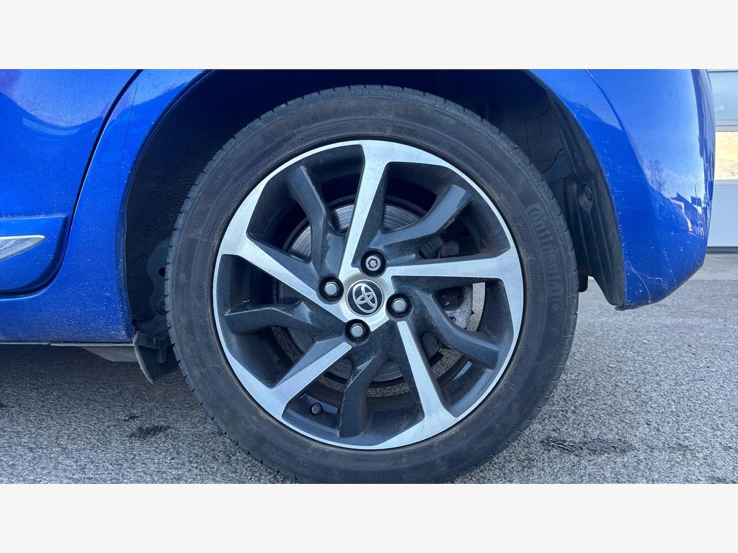 Used Toyota Yaris 2020 for sale - 77982401: Photo 20