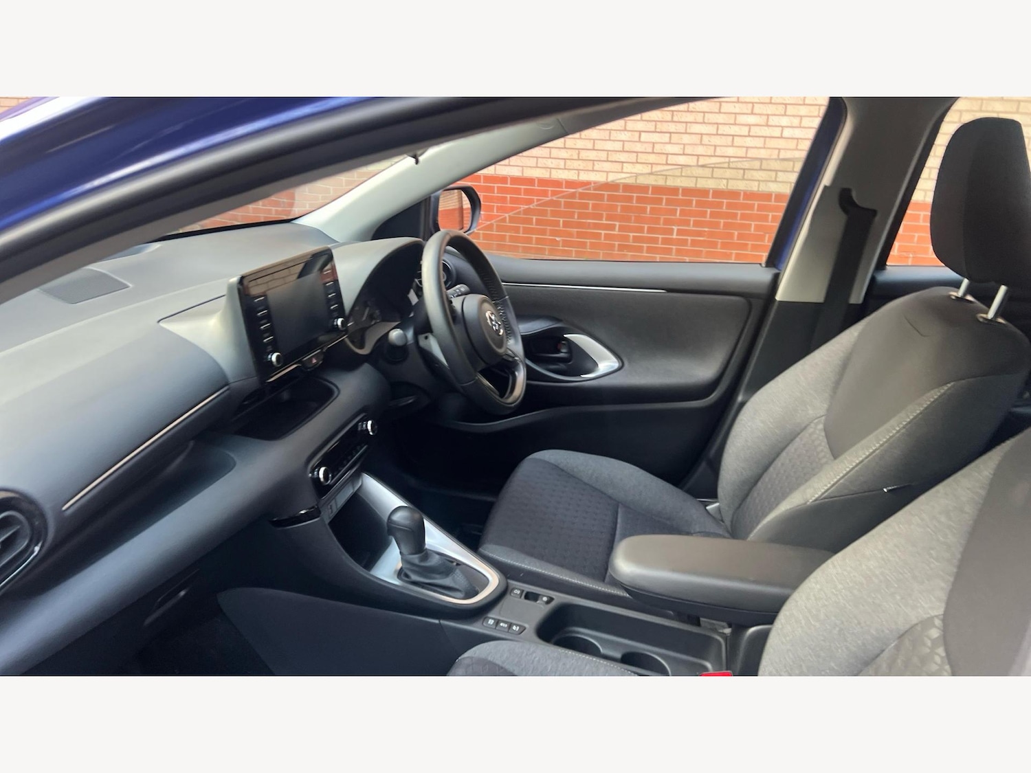 Used Toyota Yaris 2022 for sale - 76485429: Photo 12