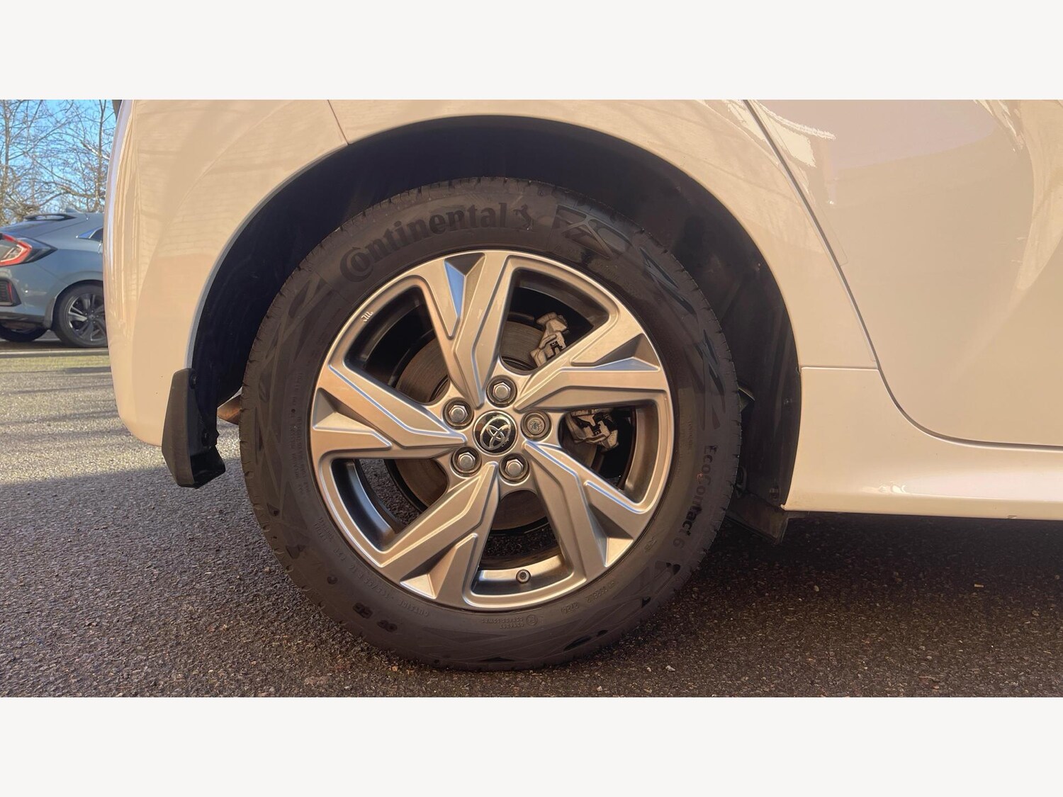 Used Toyota Yaris 2024 for sale - 77564837: Photo 20