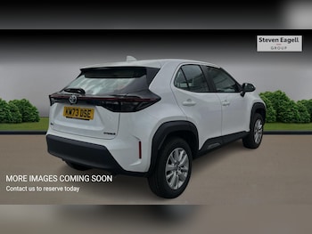 Used Toyota Yaris Cross 2023 for sale - 75707300: Photo