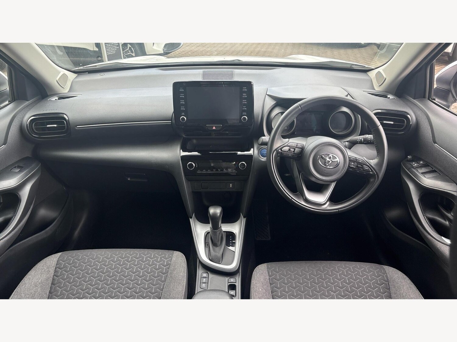 Used Toyota Yaris Cross 2023 for sale - 75707300: Photo 7