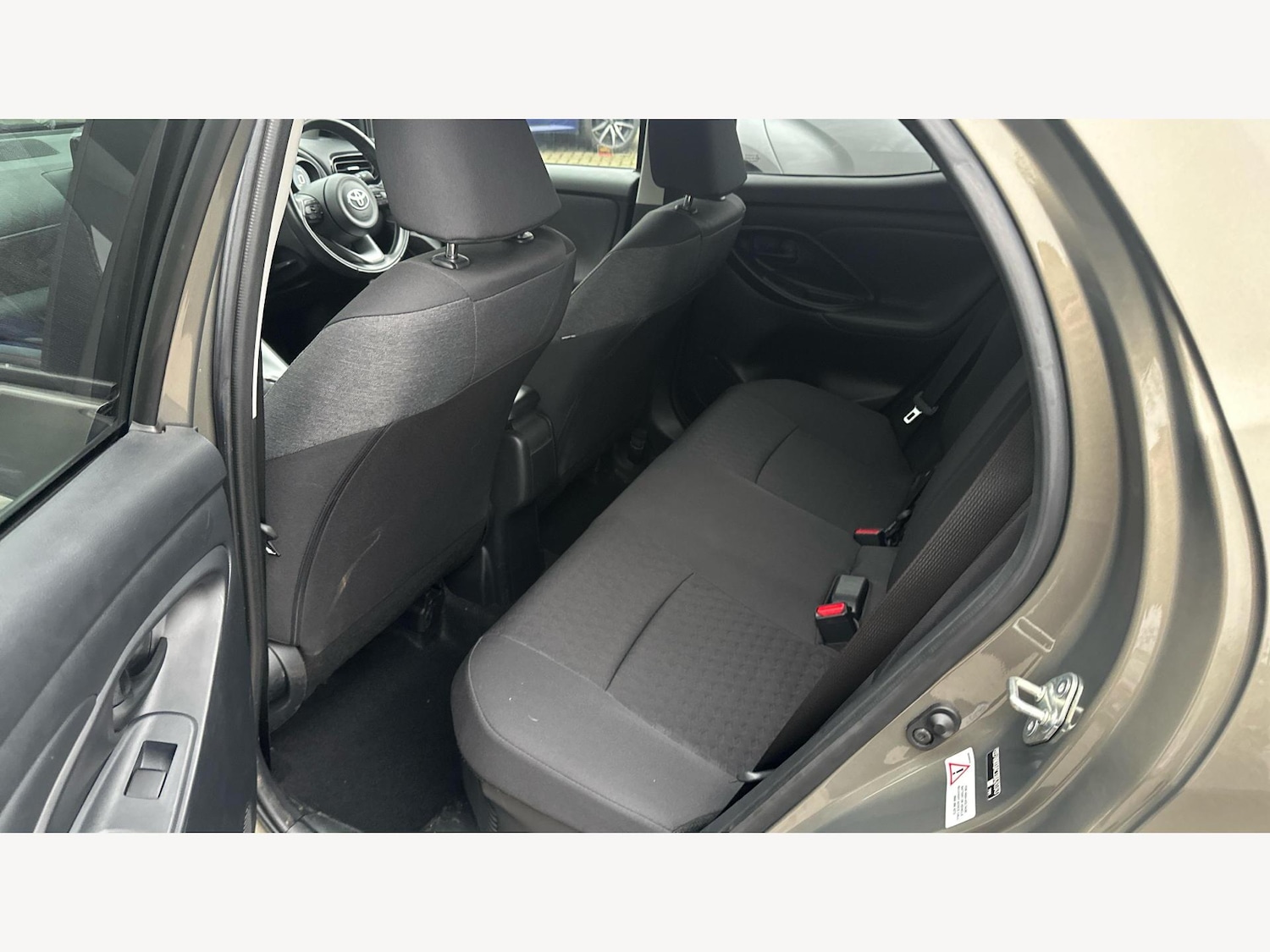 Used Toyota Yaris 2022 for sale - 77424577: Photo 15