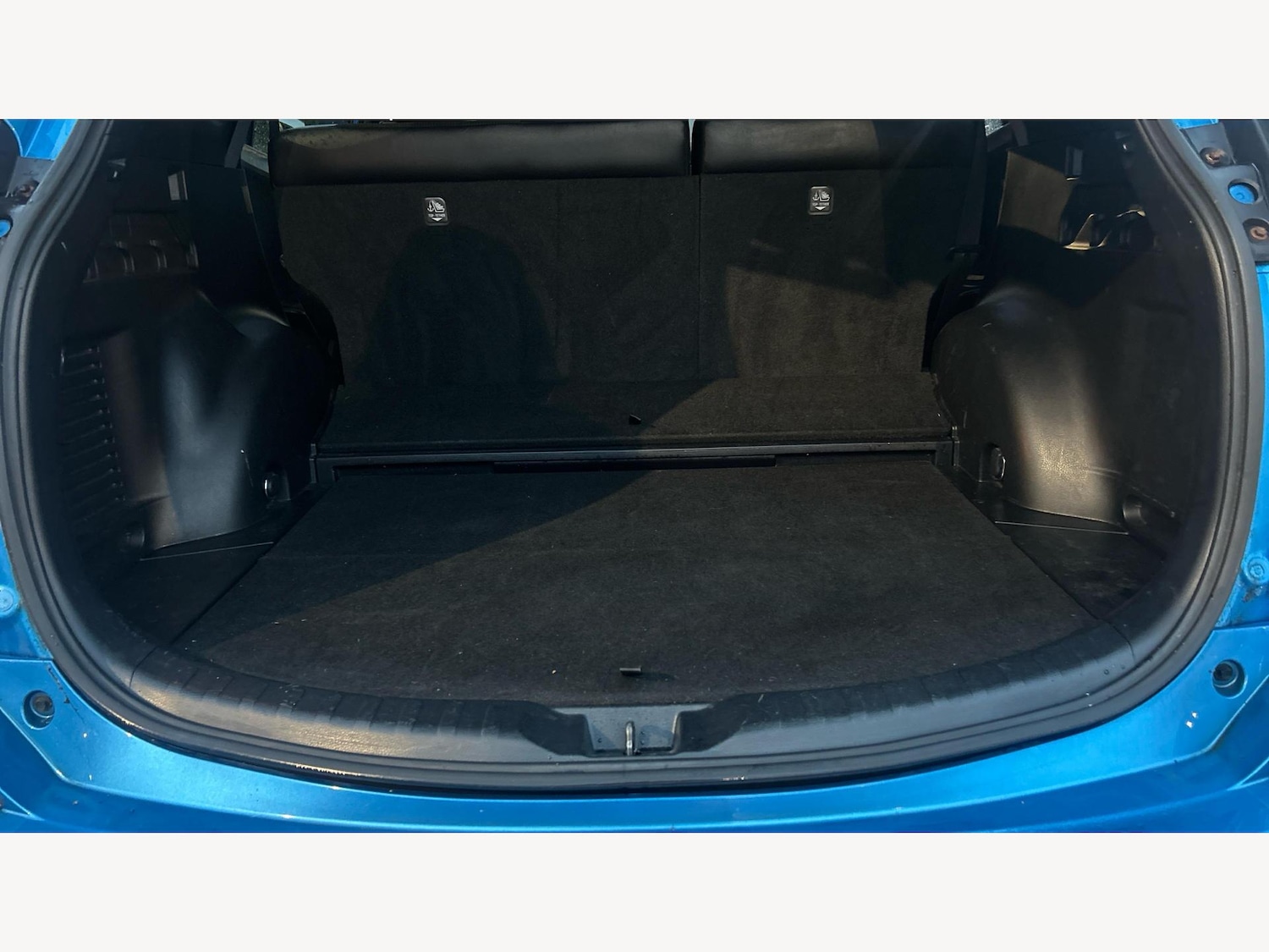 Used Toyota RAV4 2016 for sale - 76801394: Photo 16