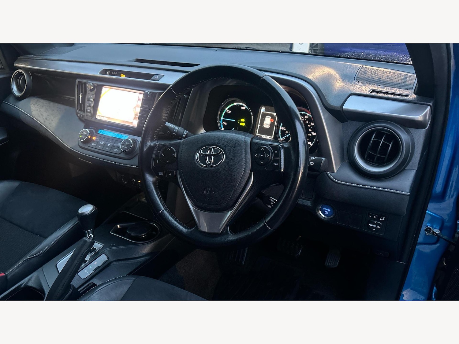 Used Toyota RAV4 2016 for sale - 76801394: Photo 8