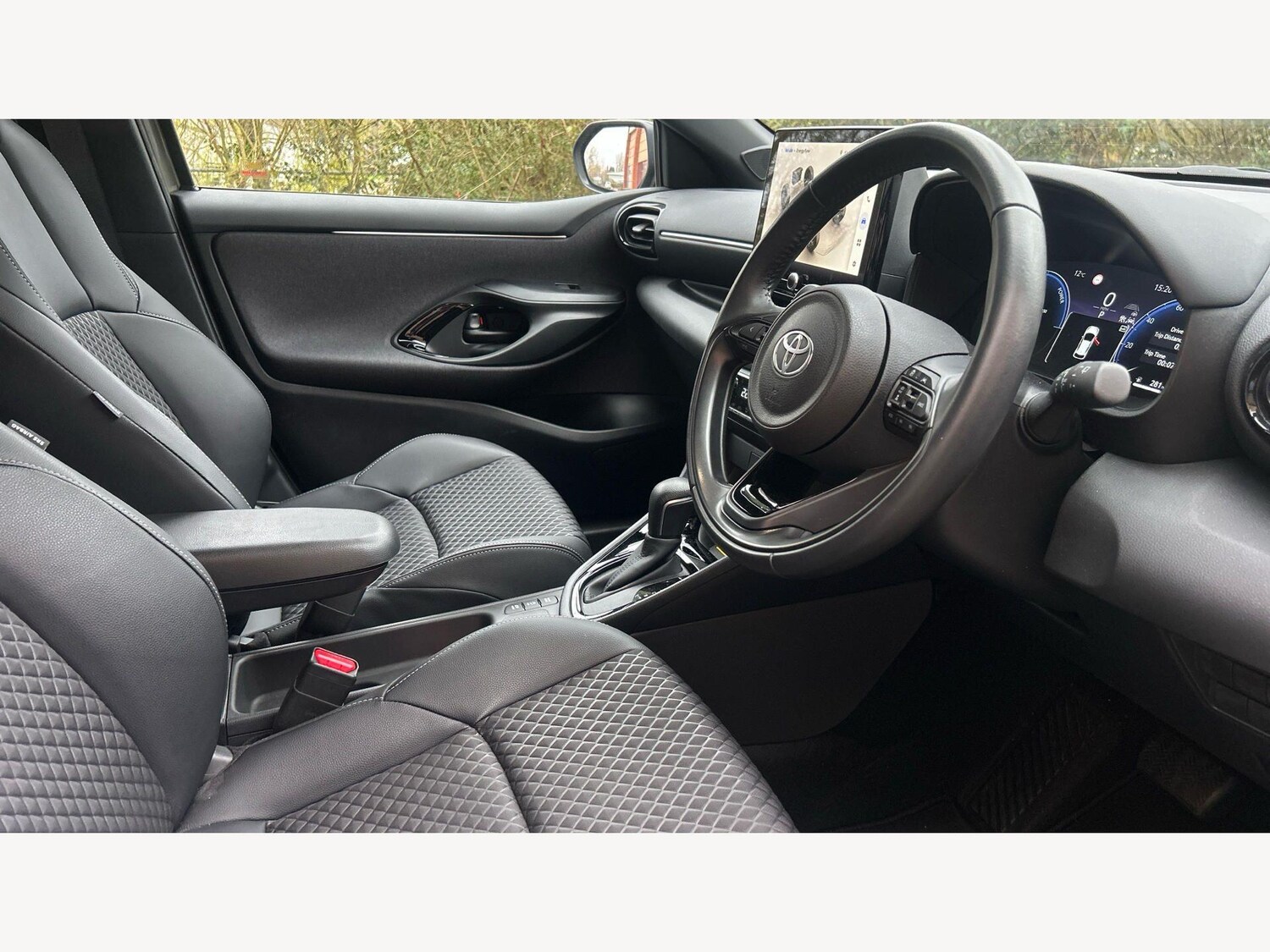 Used Toyota Yaris for sale - 77892656: Photo 13