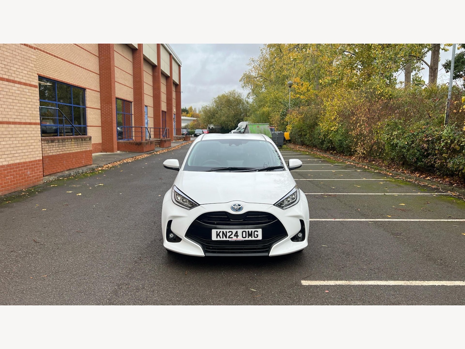 Used Toyota Yaris 2024 for sale - 76431801: Photo 17