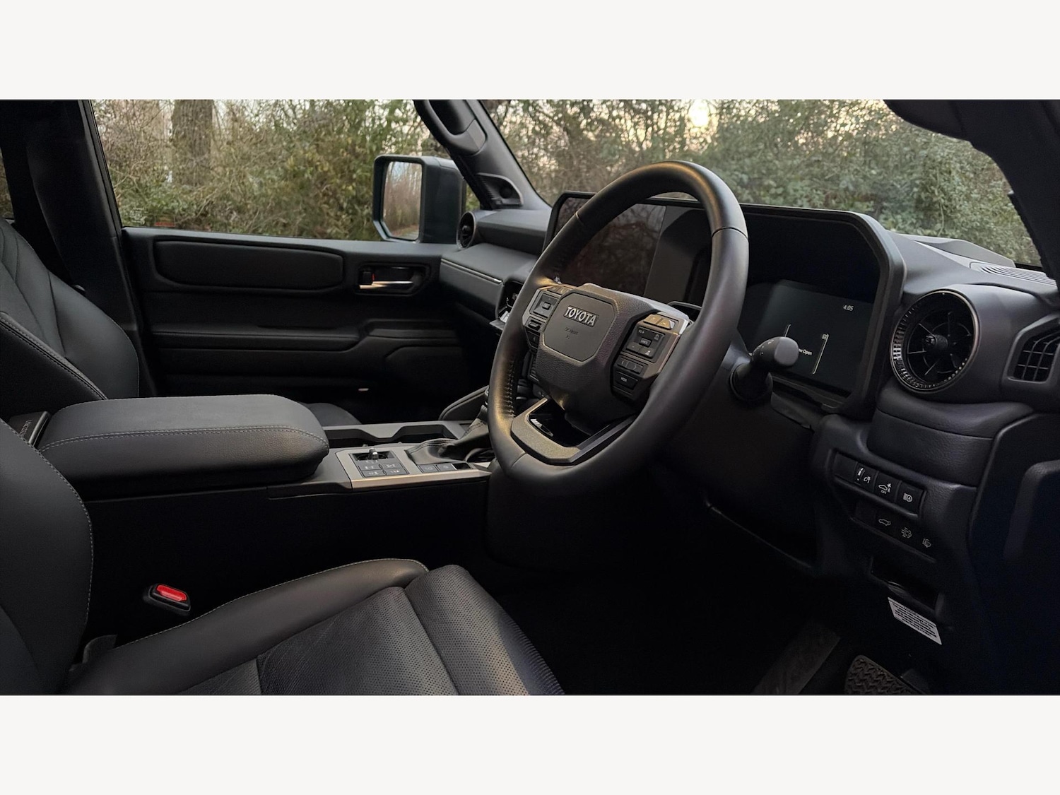 Used Toyota Land Cruiser 2024 for sale - 77163472: Photo 13