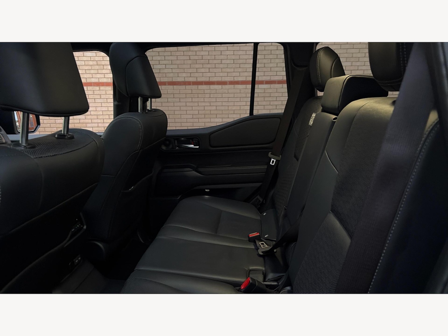 Used Toyota Land Cruiser 2024 for sale - 77163472: Photo 15