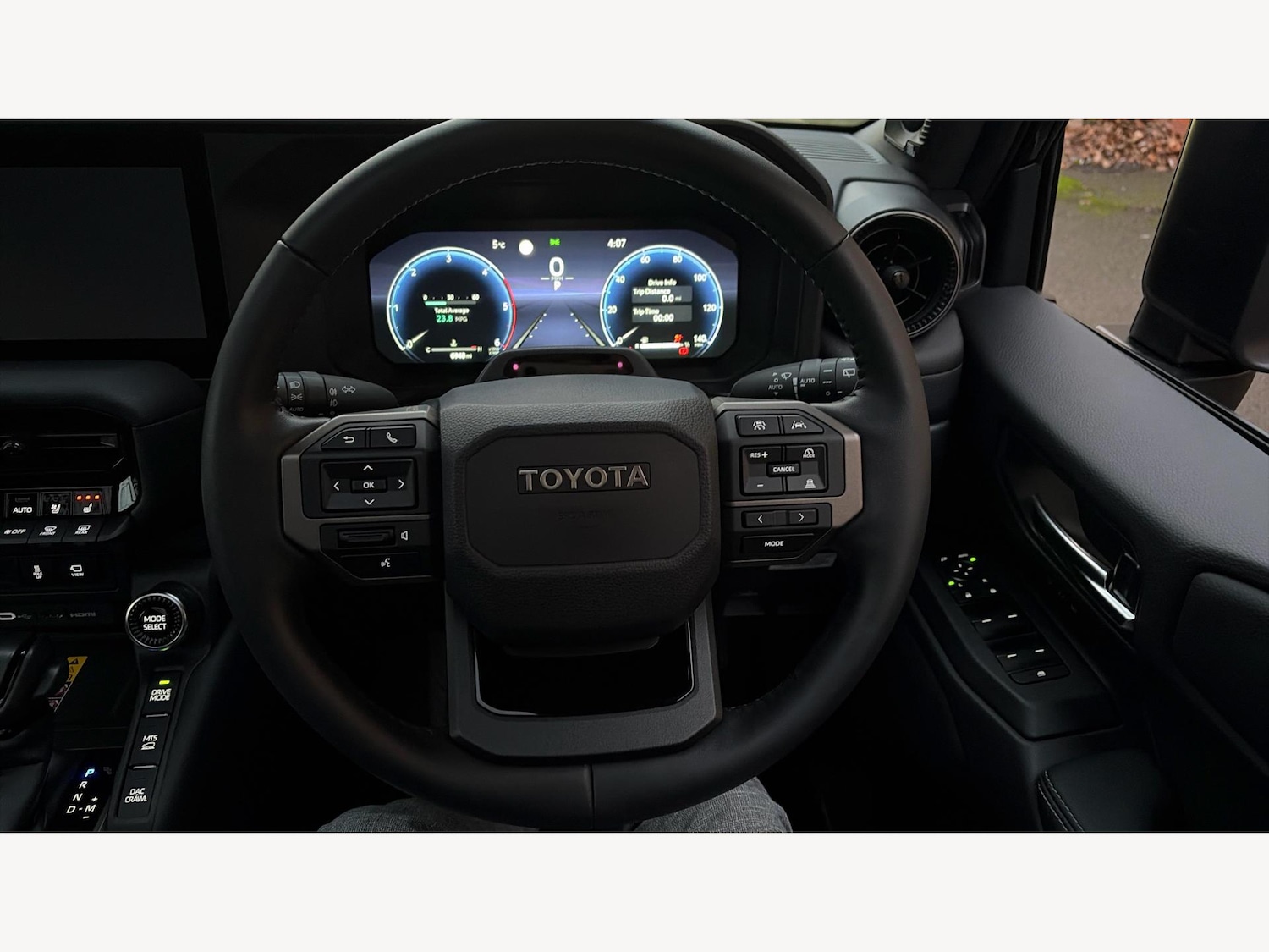 Used Toyota Land Cruiser 2024 for sale - 77163472: Photo 8