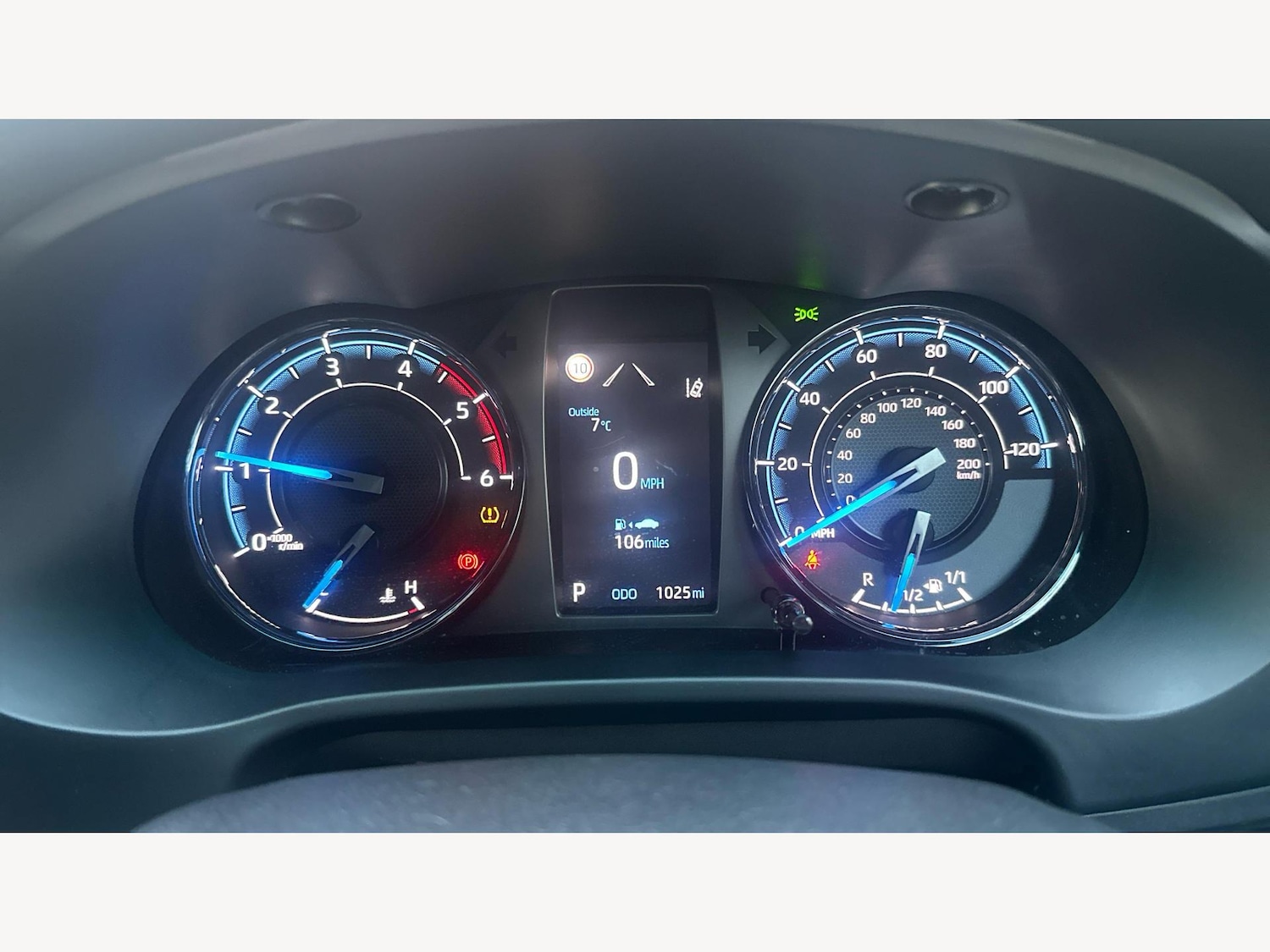 Used Toyota Hilux 2025 for sale - 77395973: Photo 11