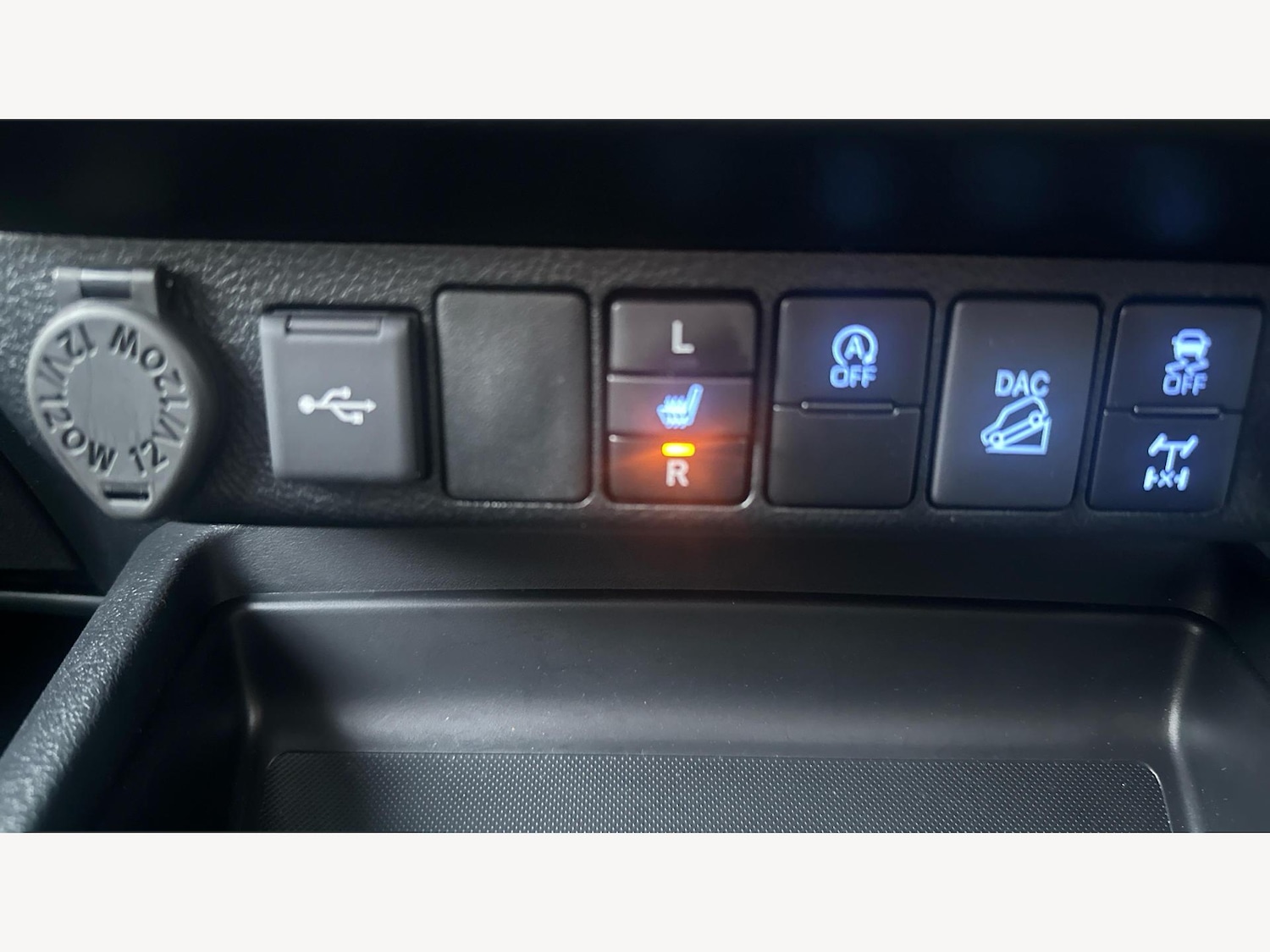 Used Toyota Hilux 2025 for sale - 77395973: Photo 23