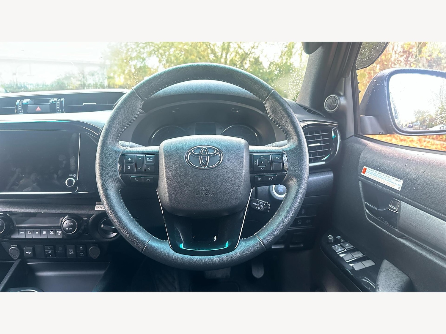 Used Toyota Hilux 2025 for sale - 77395973: Photo 8