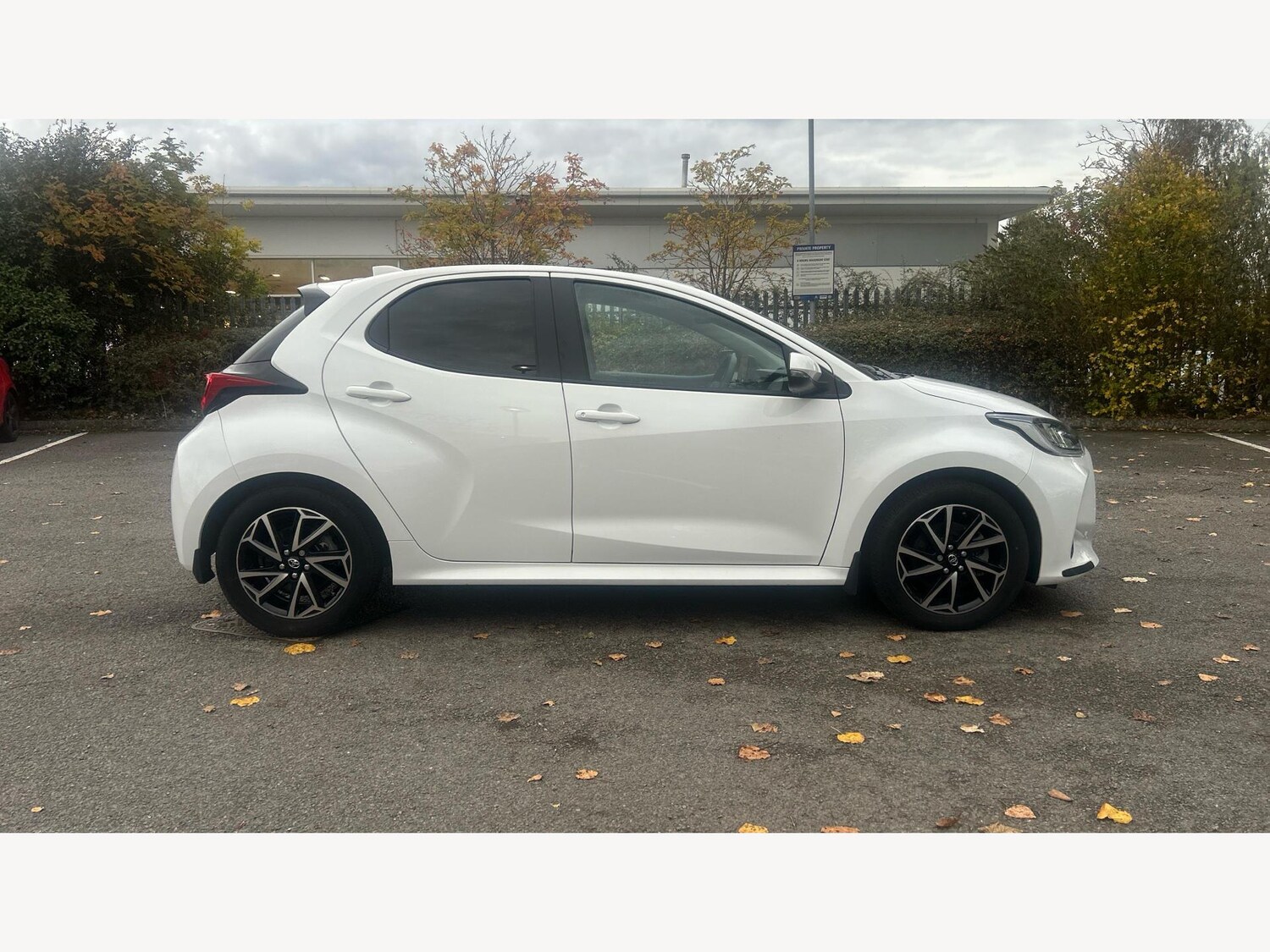 Used Toyota Yaris 2023 for sale - 77468640: Photo 18
