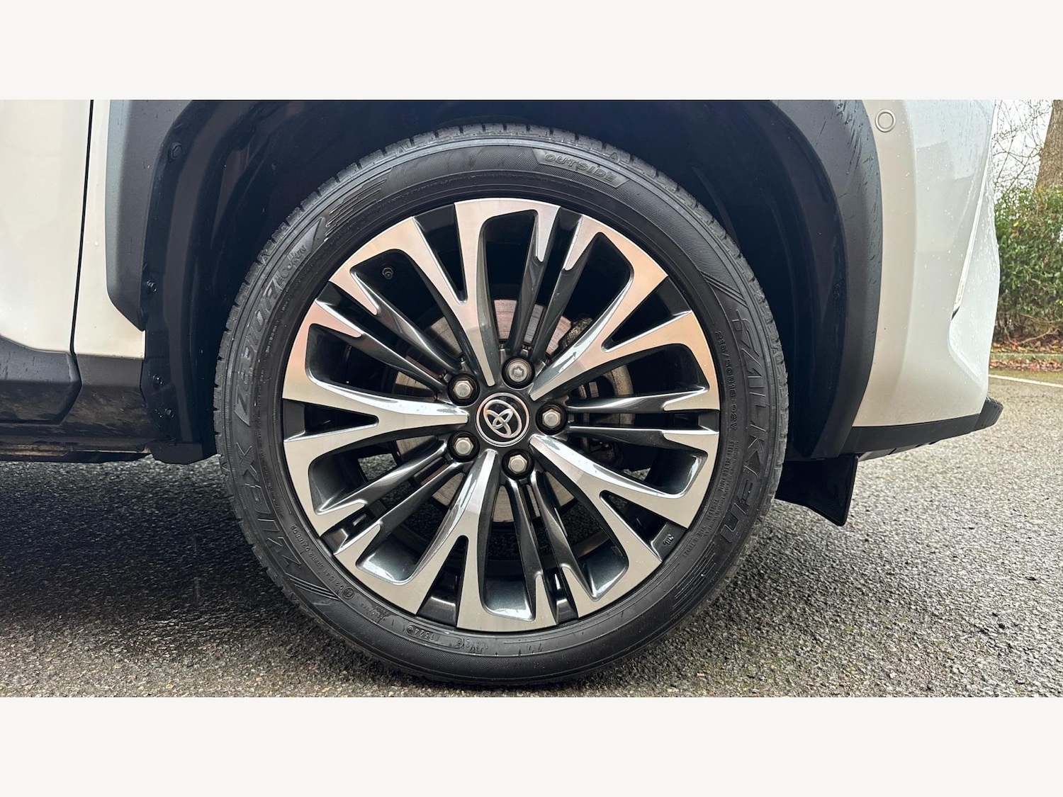 Used Toyota Yaris Cross 2024 for sale - 77242425: Photo 20